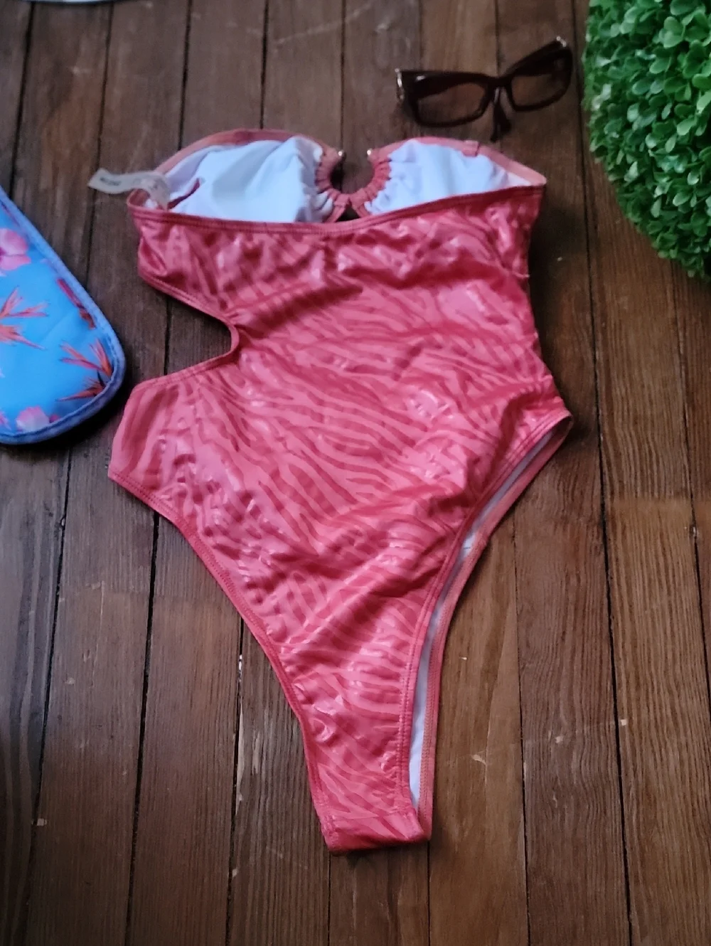 SHEIN Pink Cutout One-Piece Swimsuit w Ring Details New